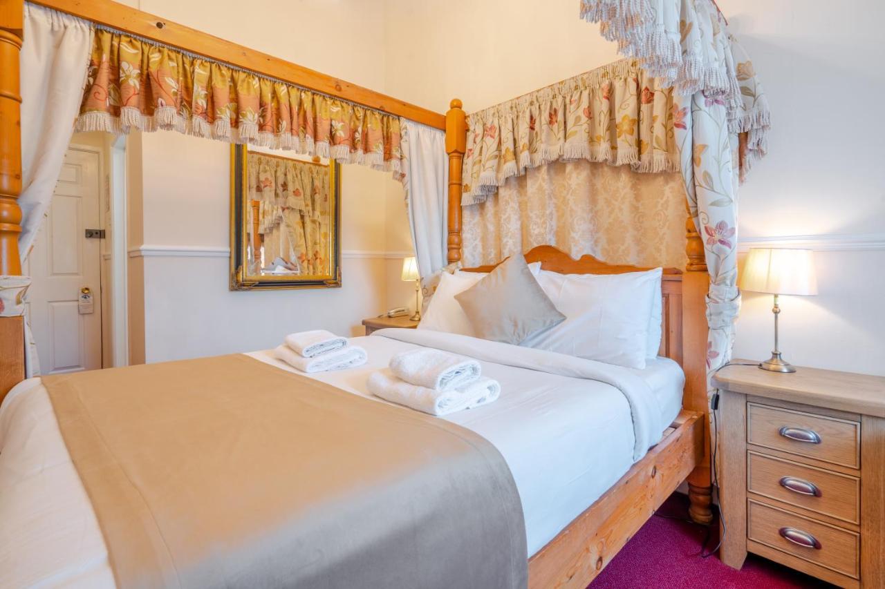 Crown Hotel Cotswold بلوكلي المظهر الخارجي الصورة